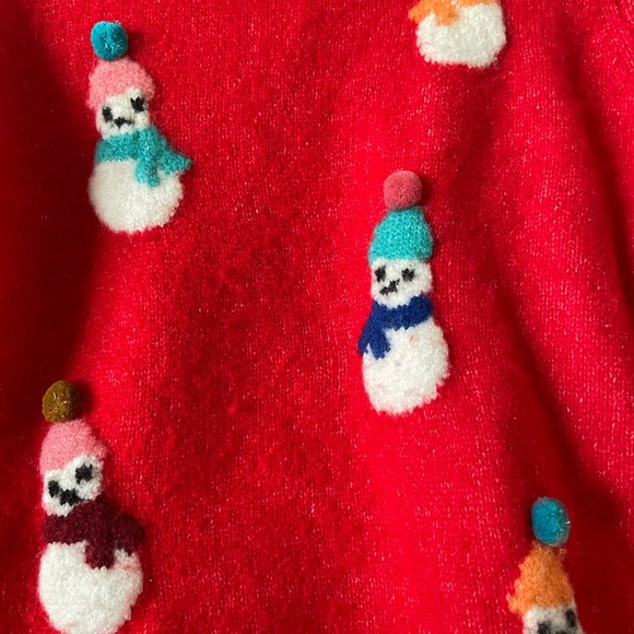 H&M Red Girls Soft Jacquard Knit Long Sleeved Christmas Sweater with Snowmen - Picture 6 of 8